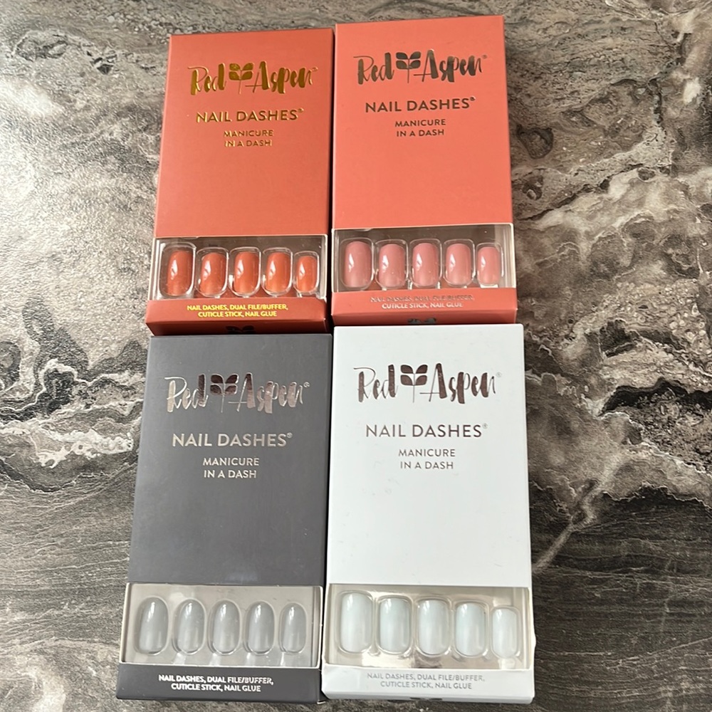 Red Aspen Medium Nail Dashes